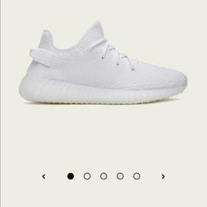 Yeezy Boost 350 V2 Triple White